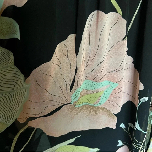 Lulus Wondrous Water Lilies Maxi Dress black floral print High Slit Size Large - Picture 4 of 11